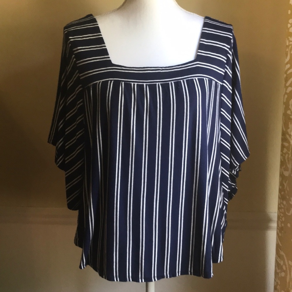 Universal Thread navy striped top